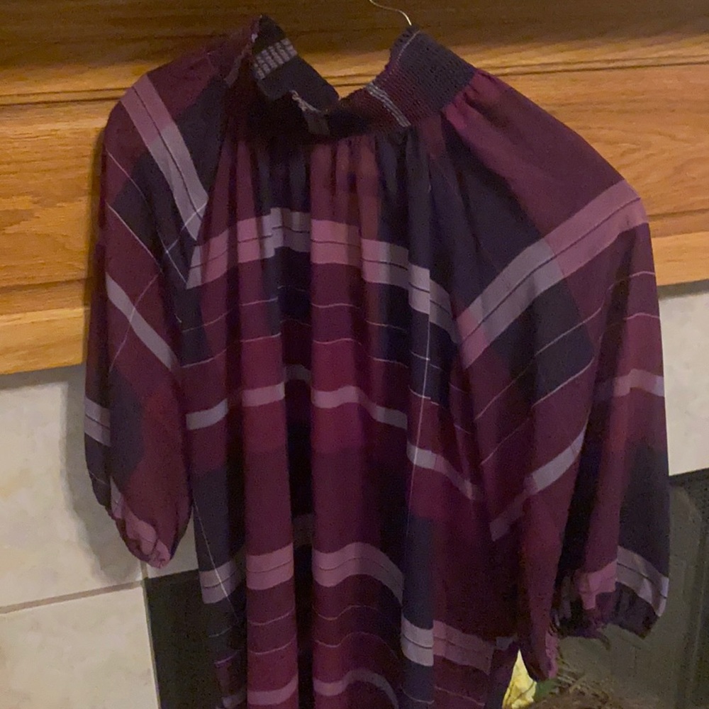 New York and Company Semi Dress Blouse